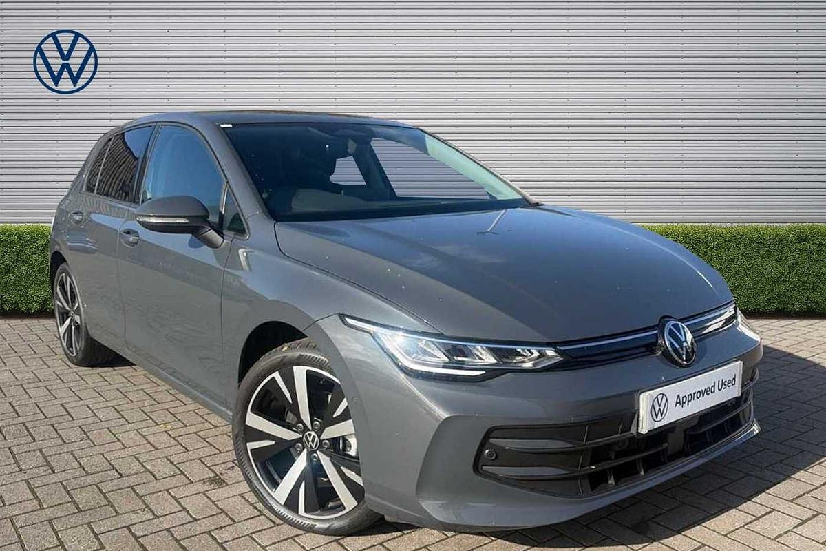 Main listing image - Volkswagen Golf