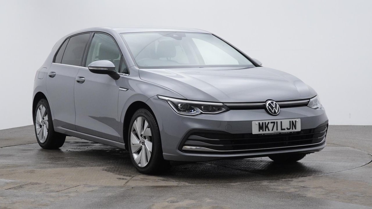 Main listing image - Volkswagen Golf