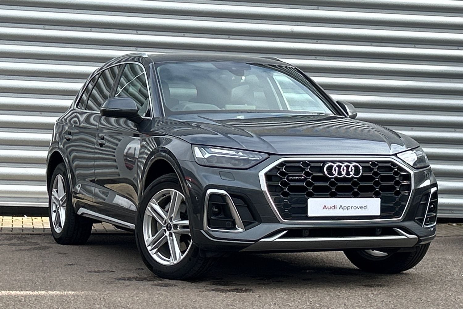 Main listing image - Audi Q5