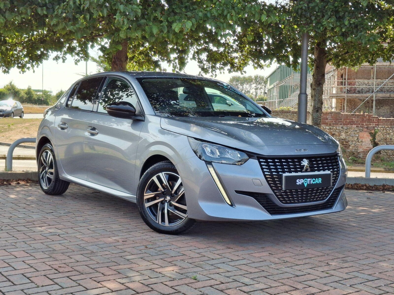 Main listing image - Peugeot 208