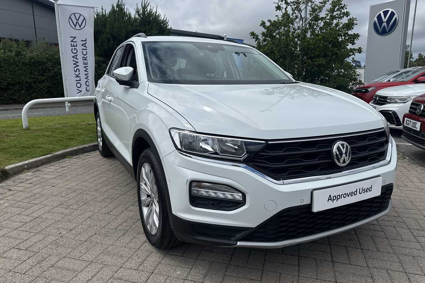 Main listing image - Volkswagen T-Roc