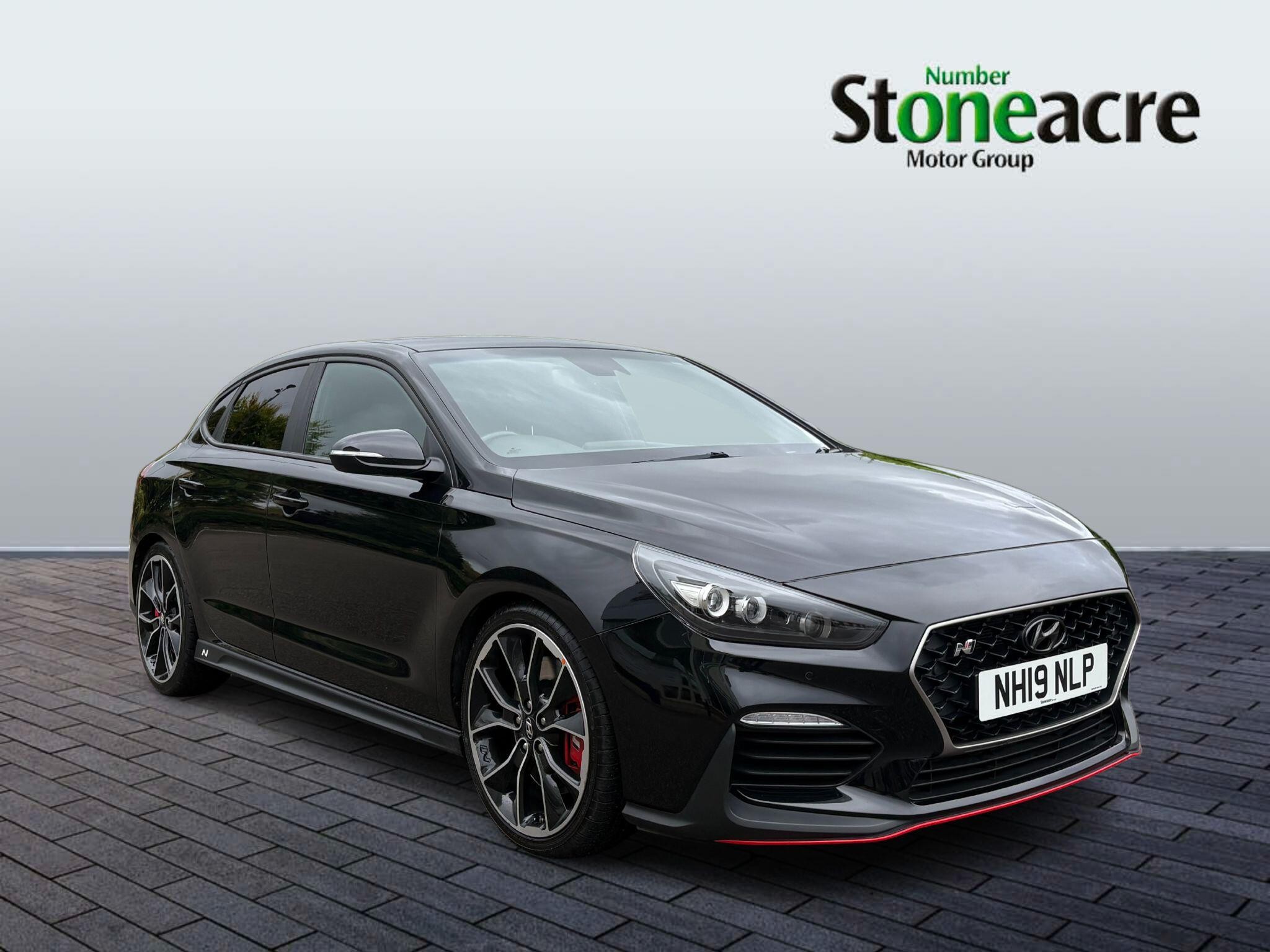 Main listing image - Hyundai i30 Fastback