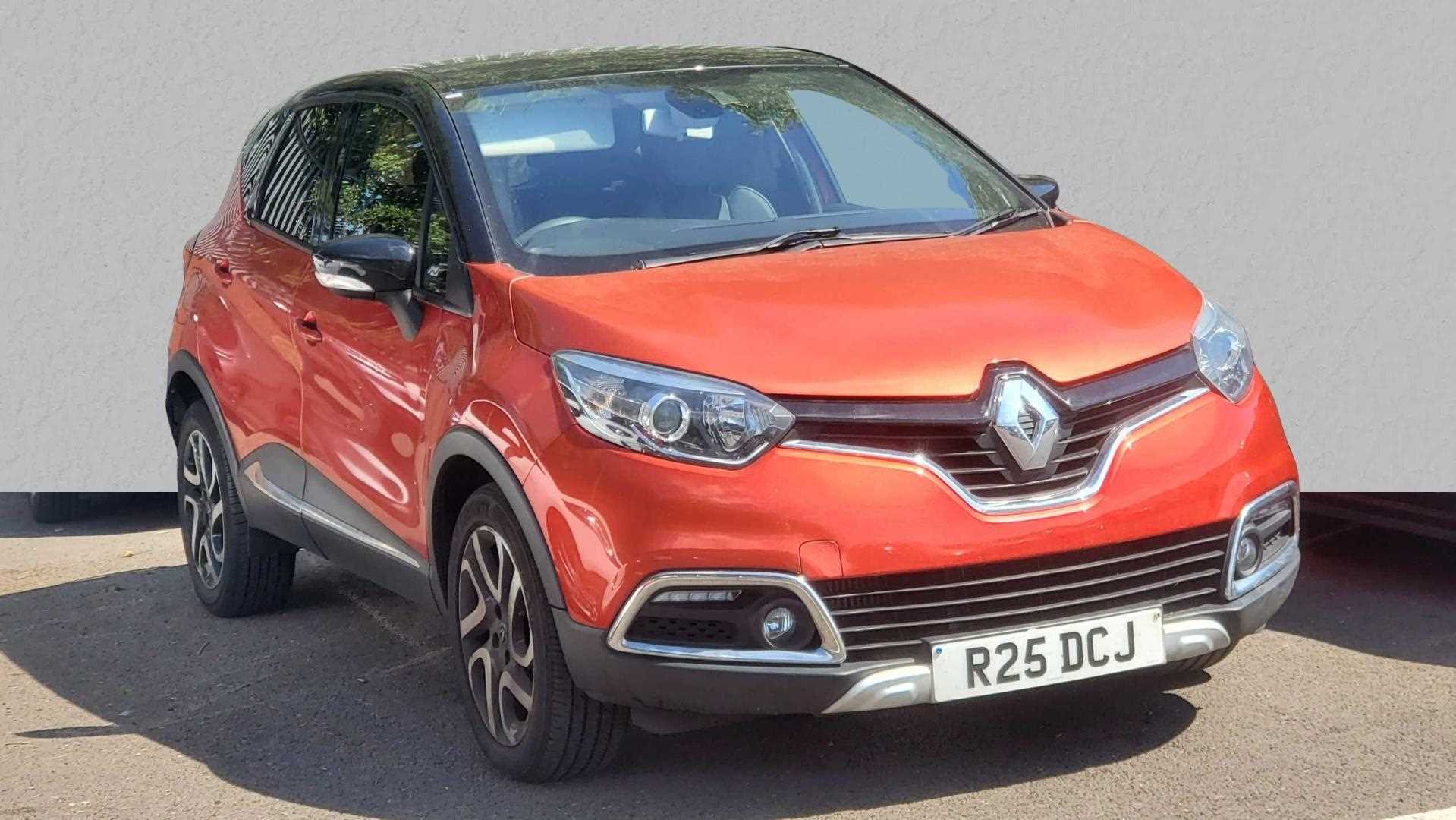 Main listing image - Renault Captur