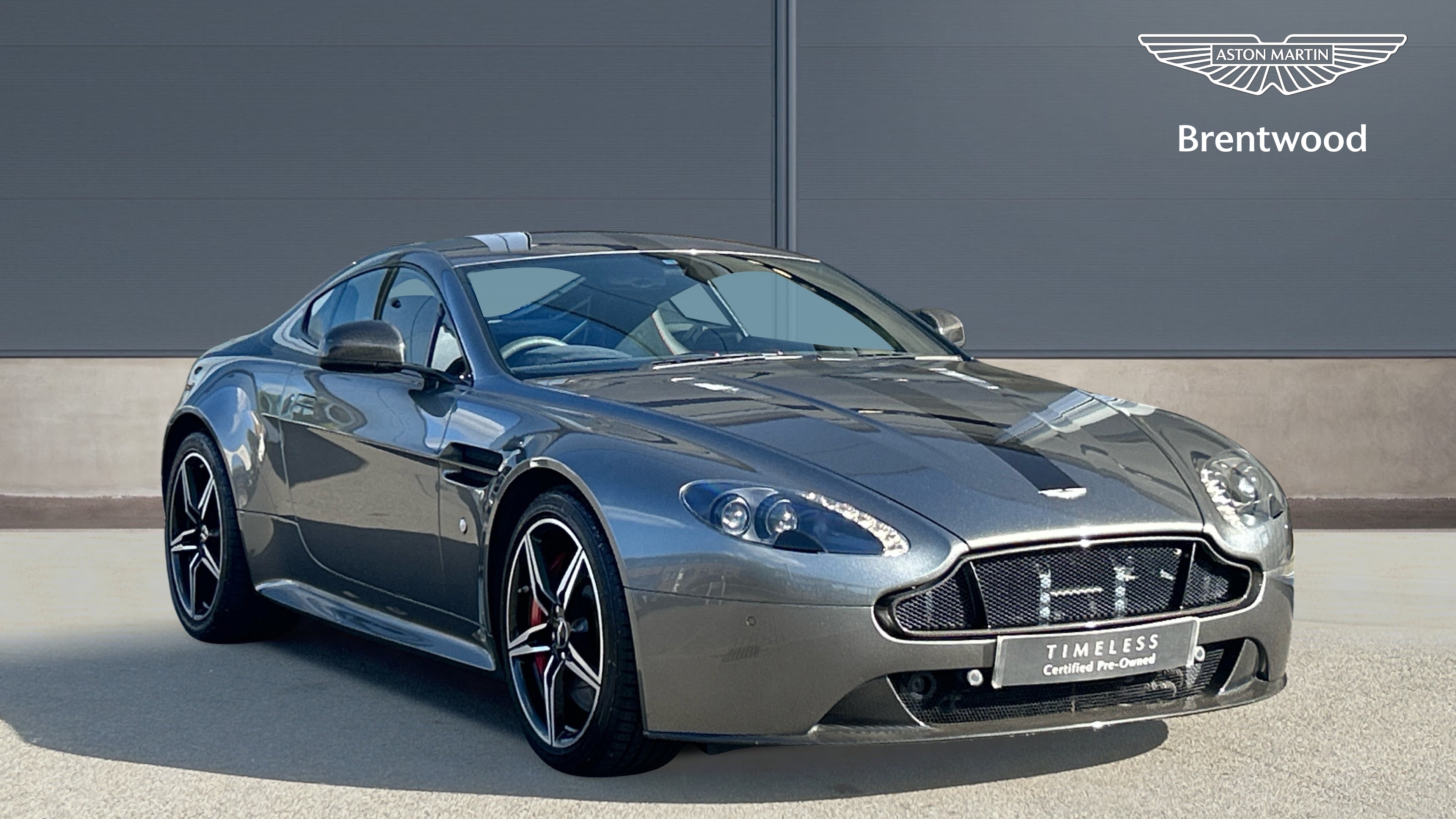 Main listing image - Aston Martin Vantage