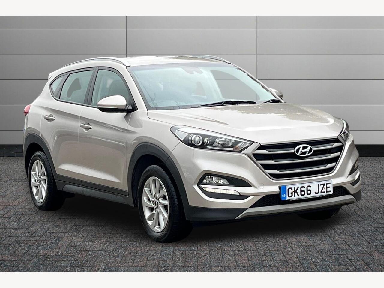 Main listing image - Hyundai Tucson