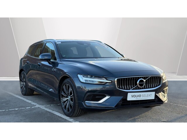 Main listing image - Volvo V60