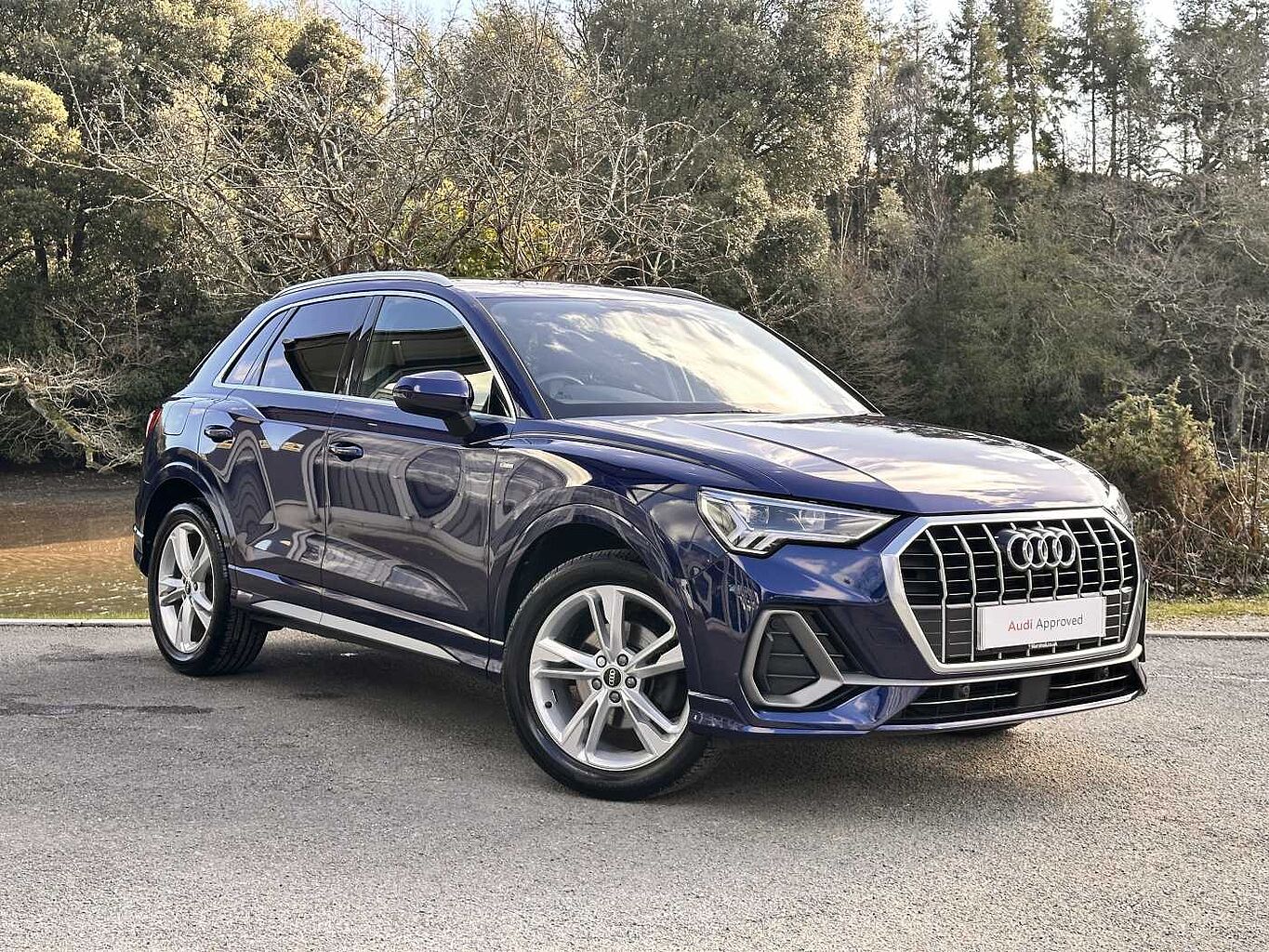 Main listing image - Audi Q3