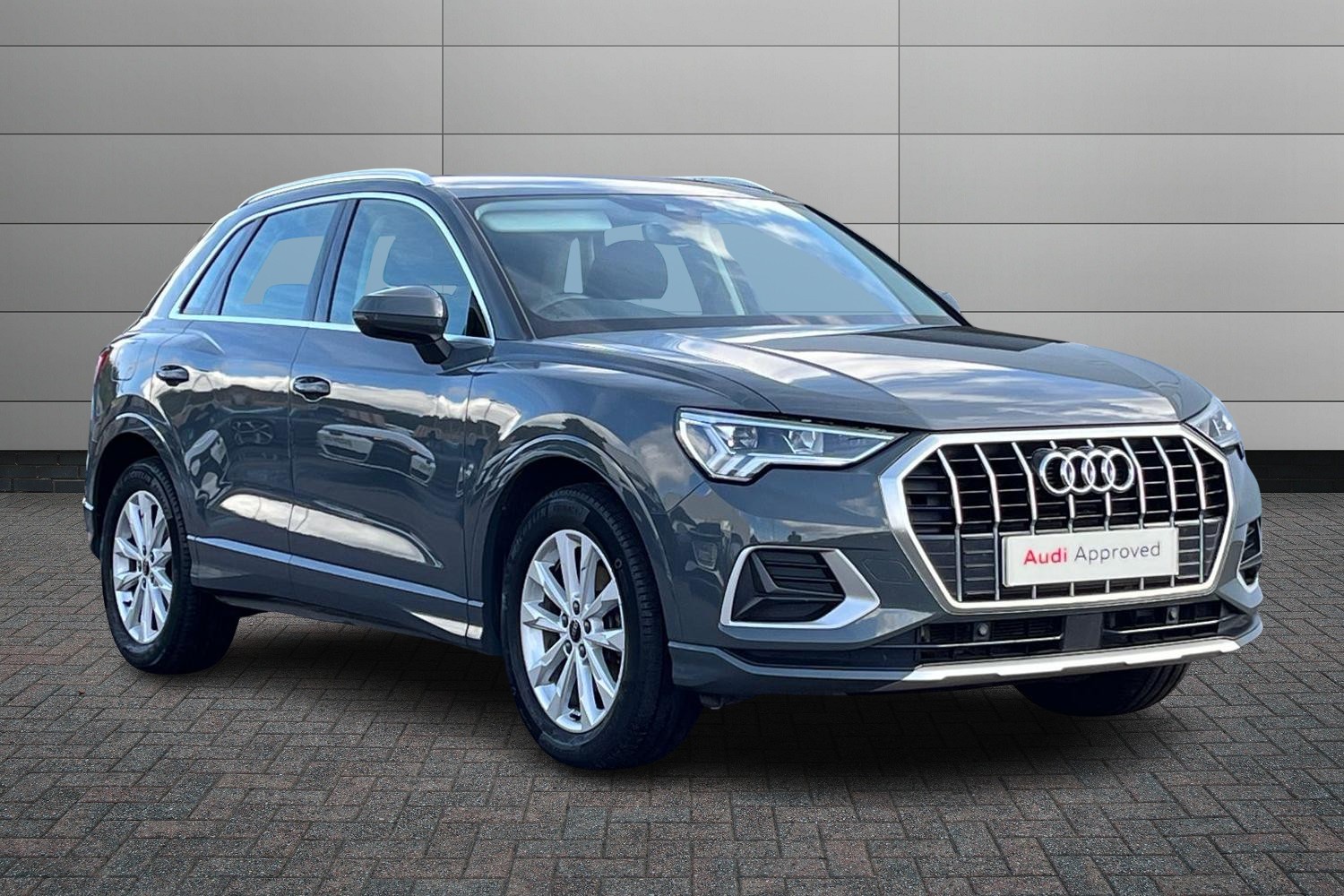 Main listing image - Audi Q3