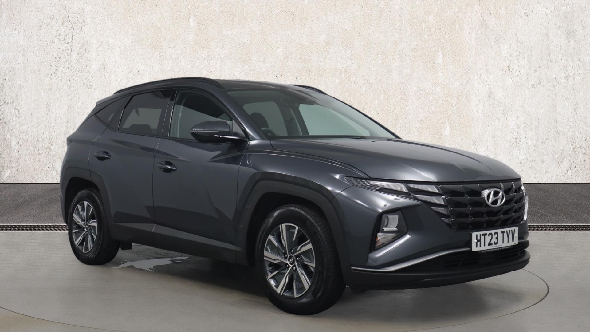 Main listing image - Hyundai Tucson