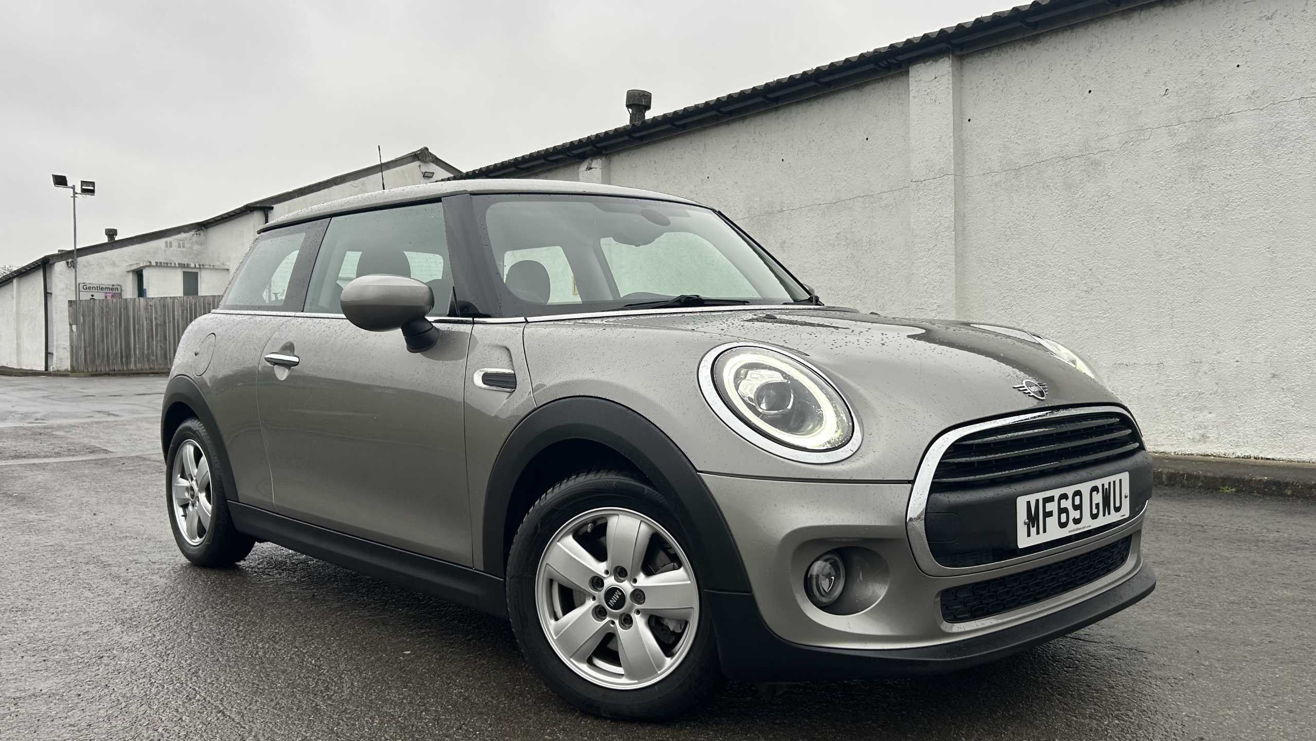 Main listing image - MINI Hatchback