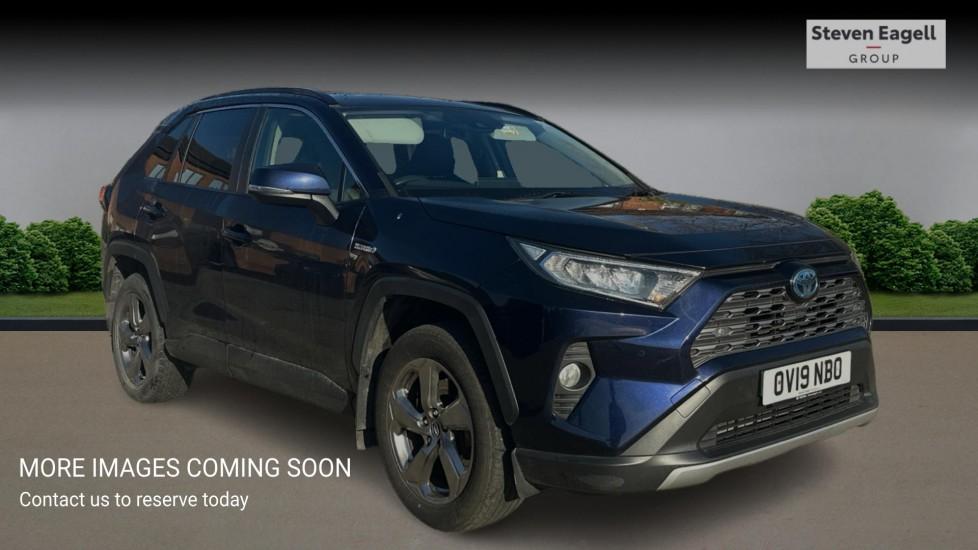 Main listing image - Toyota RAV4