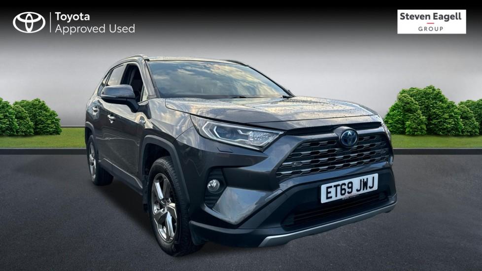 Main listing image - Toyota RAV4