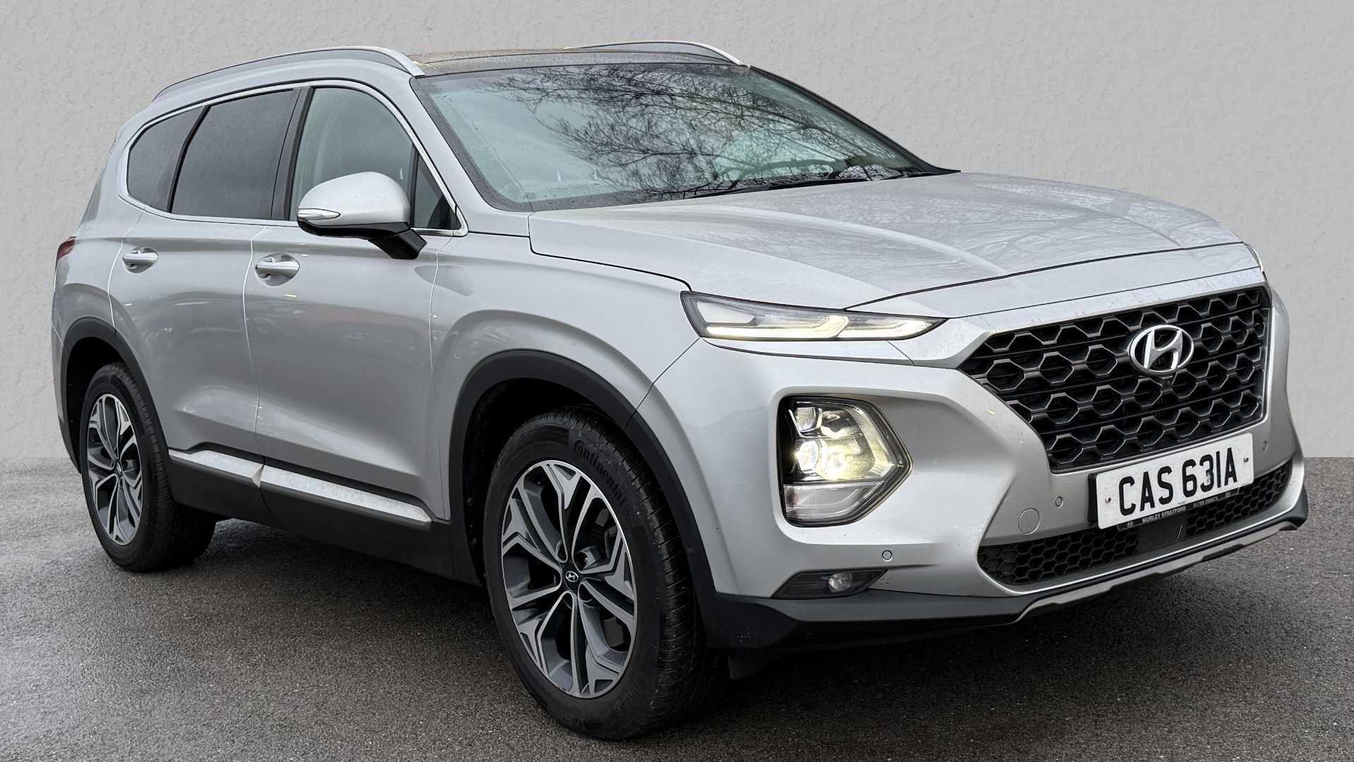 Main listing image - Hyundai Santa Fe