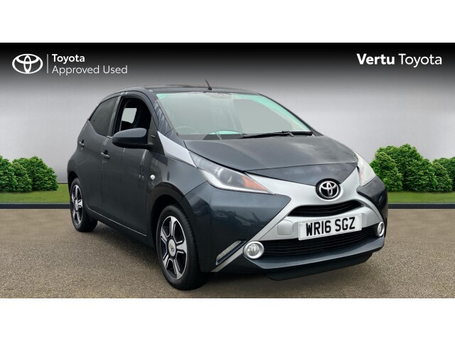 Main listing image - Toyota Aygo