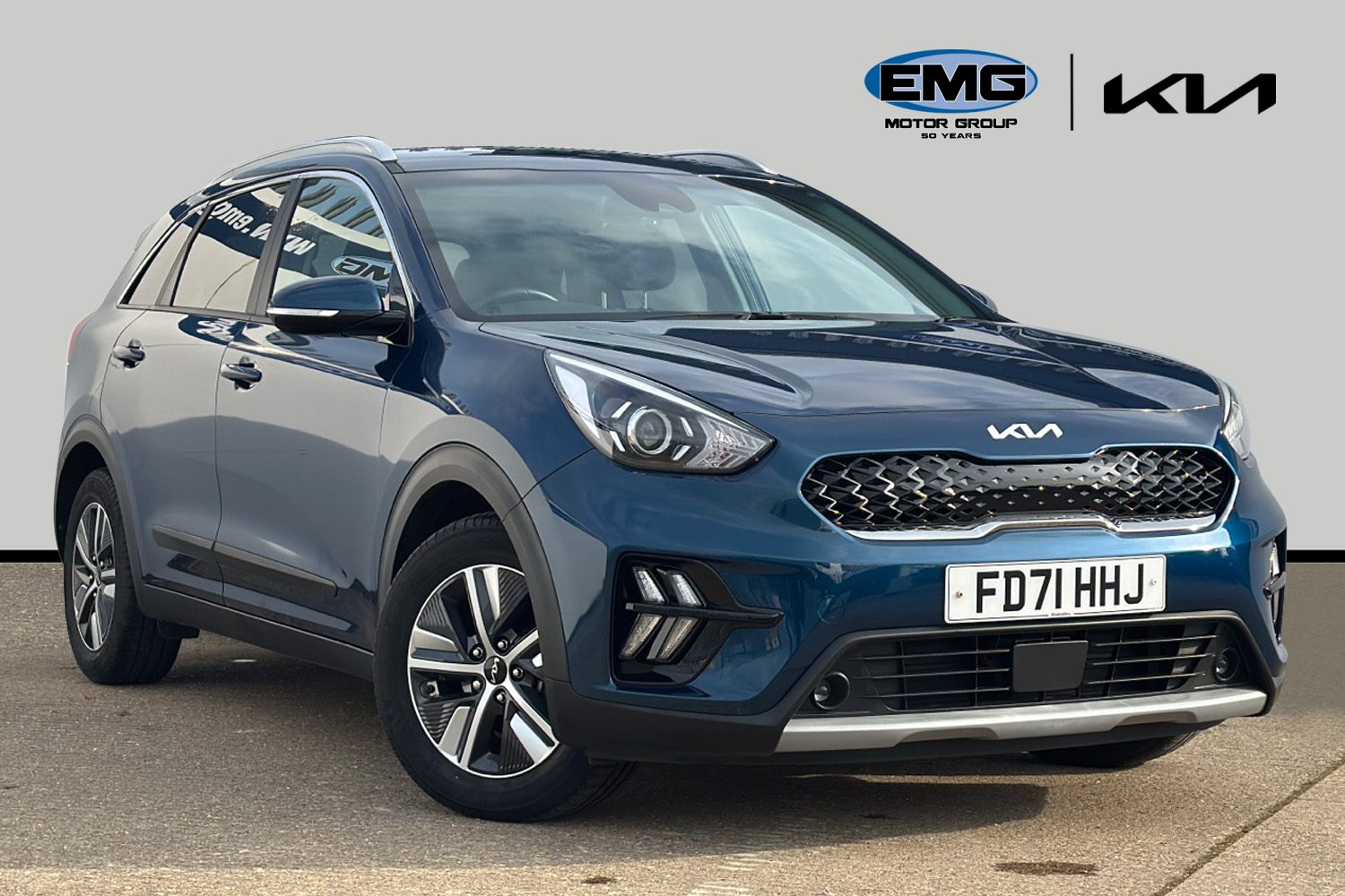 Main listing image - Kia Niro