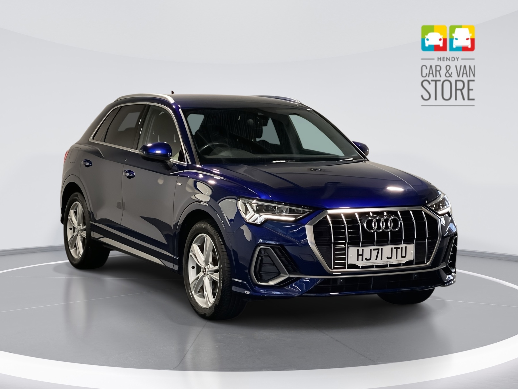 Main listing image - Audi Q3