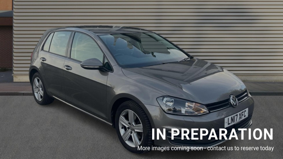 Main listing image - Volkswagen Golf