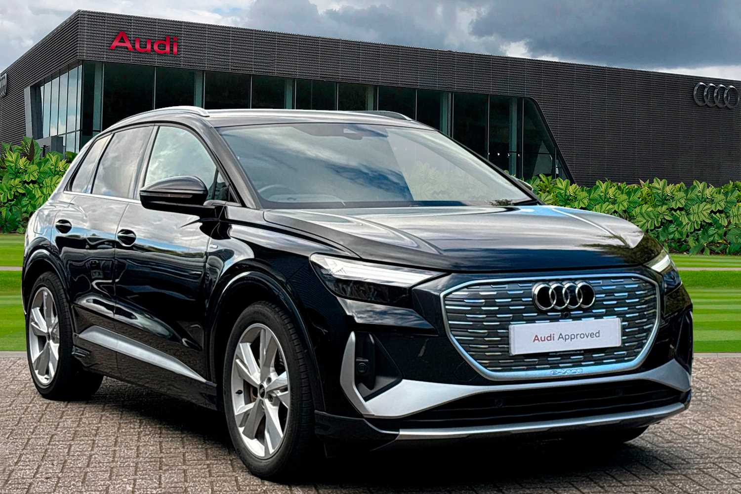 Main listing image - Audi Q4