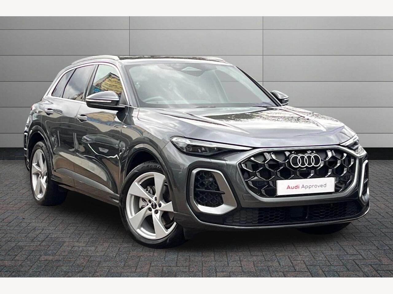 Main listing image - Audi Q5