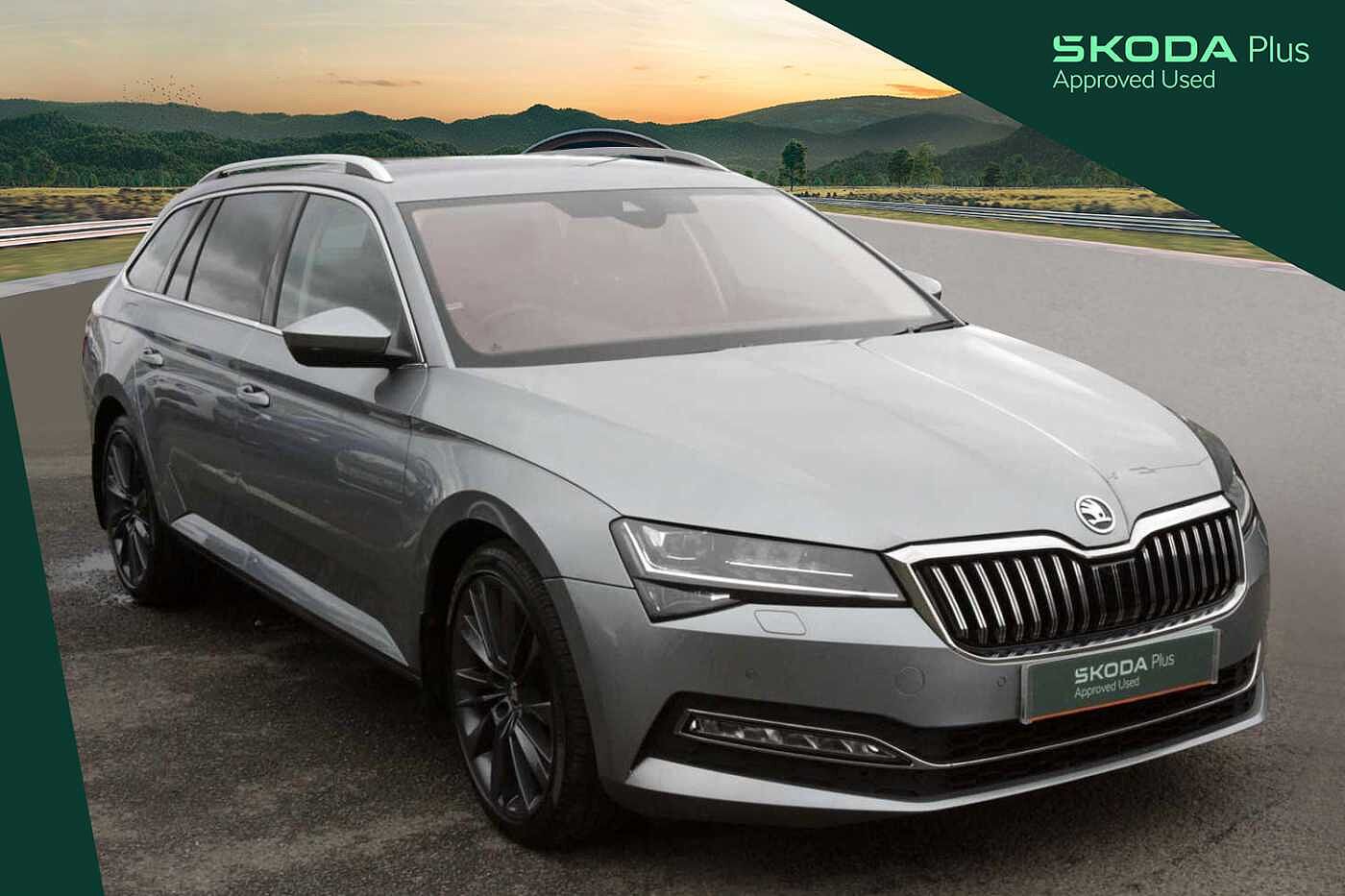 Main listing image - Skoda Superb Estate