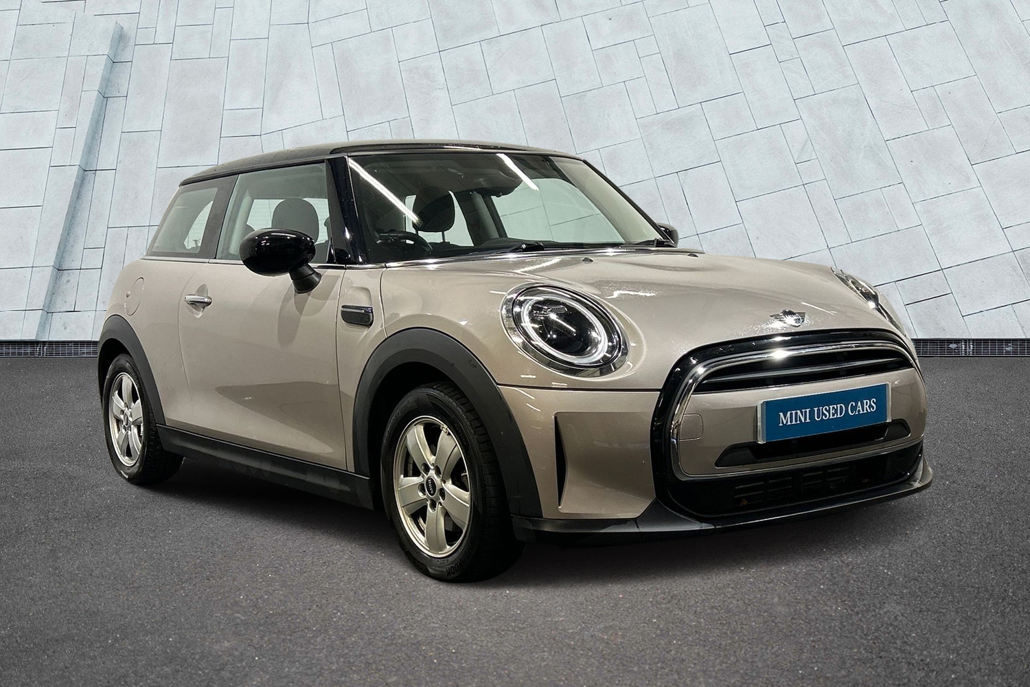 Main listing image - MINI Hatchback