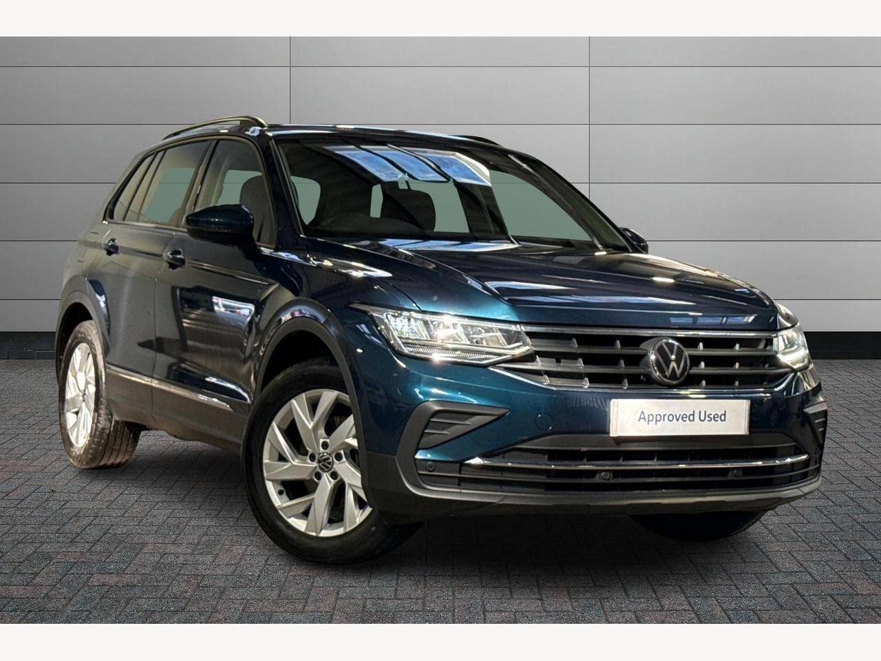 Main listing image - Volkswagen Tiguan