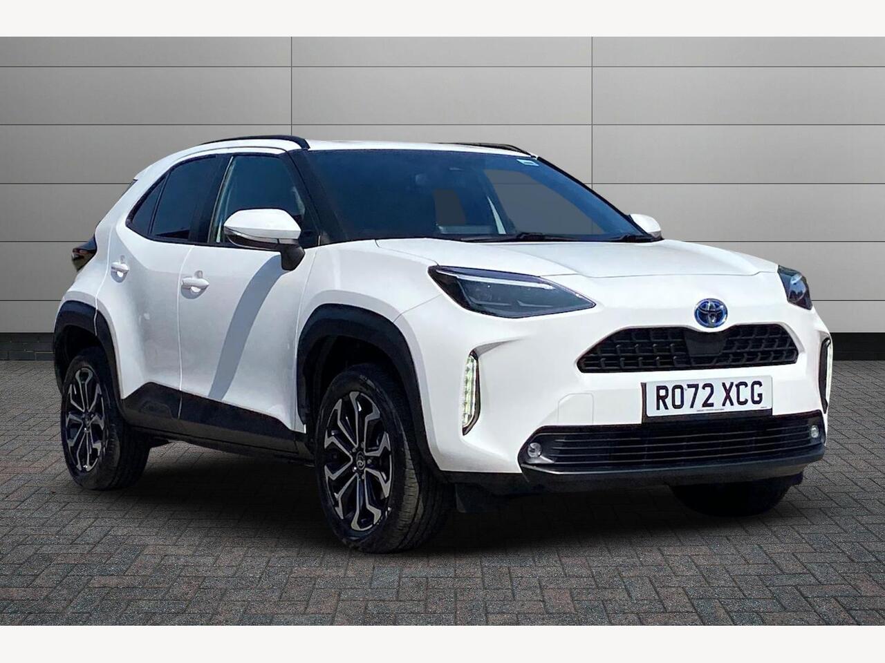 Main listing image - Toyota Yaris Cross