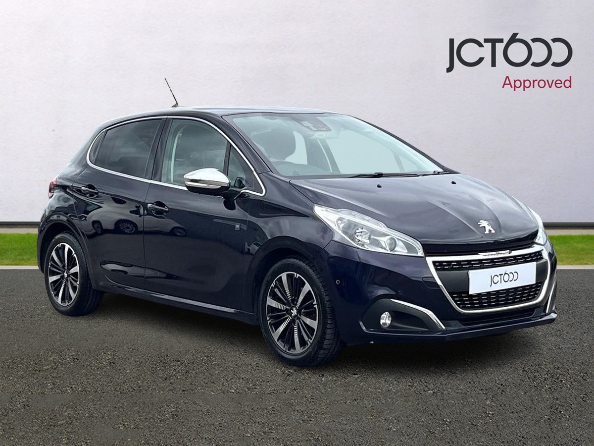 Main listing image - Peugeot 208