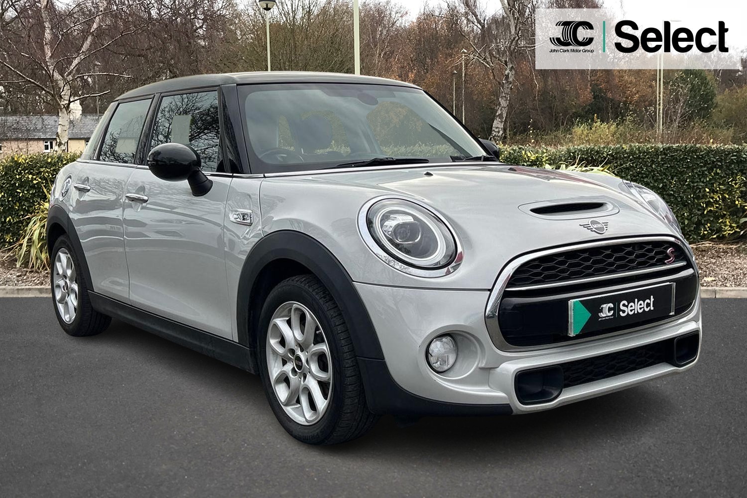 Main listing image - MINI Hatchback 5dr