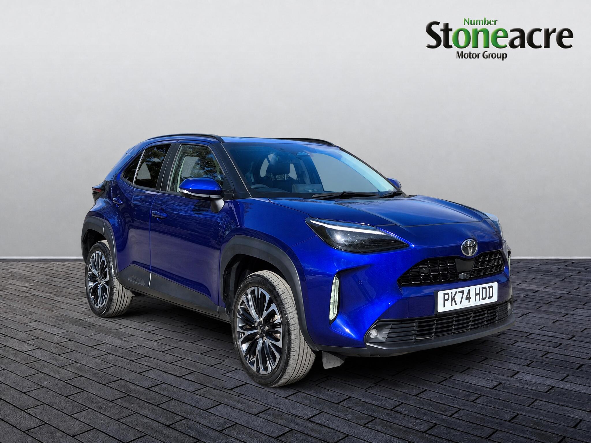 Main listing image - Toyota Yaris Cross