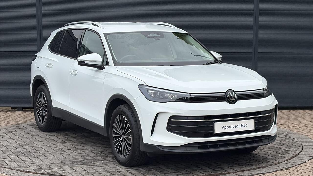 Main listing image - Volkswagen Tiguan
