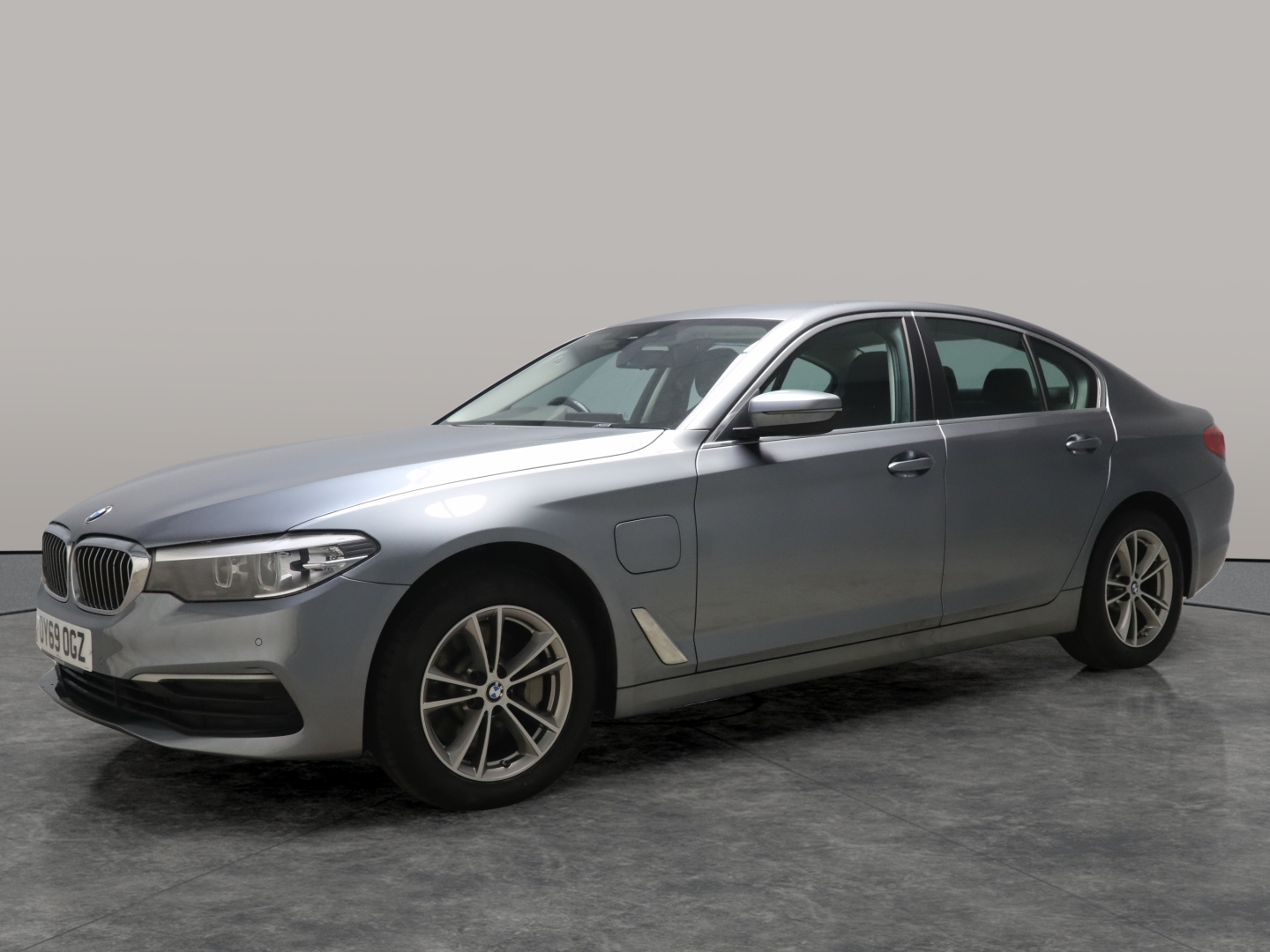 Main listing image - BMW 5 Series