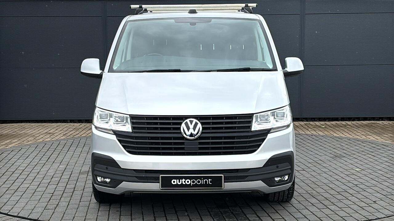 Main listing image - Volkswagen Transporter