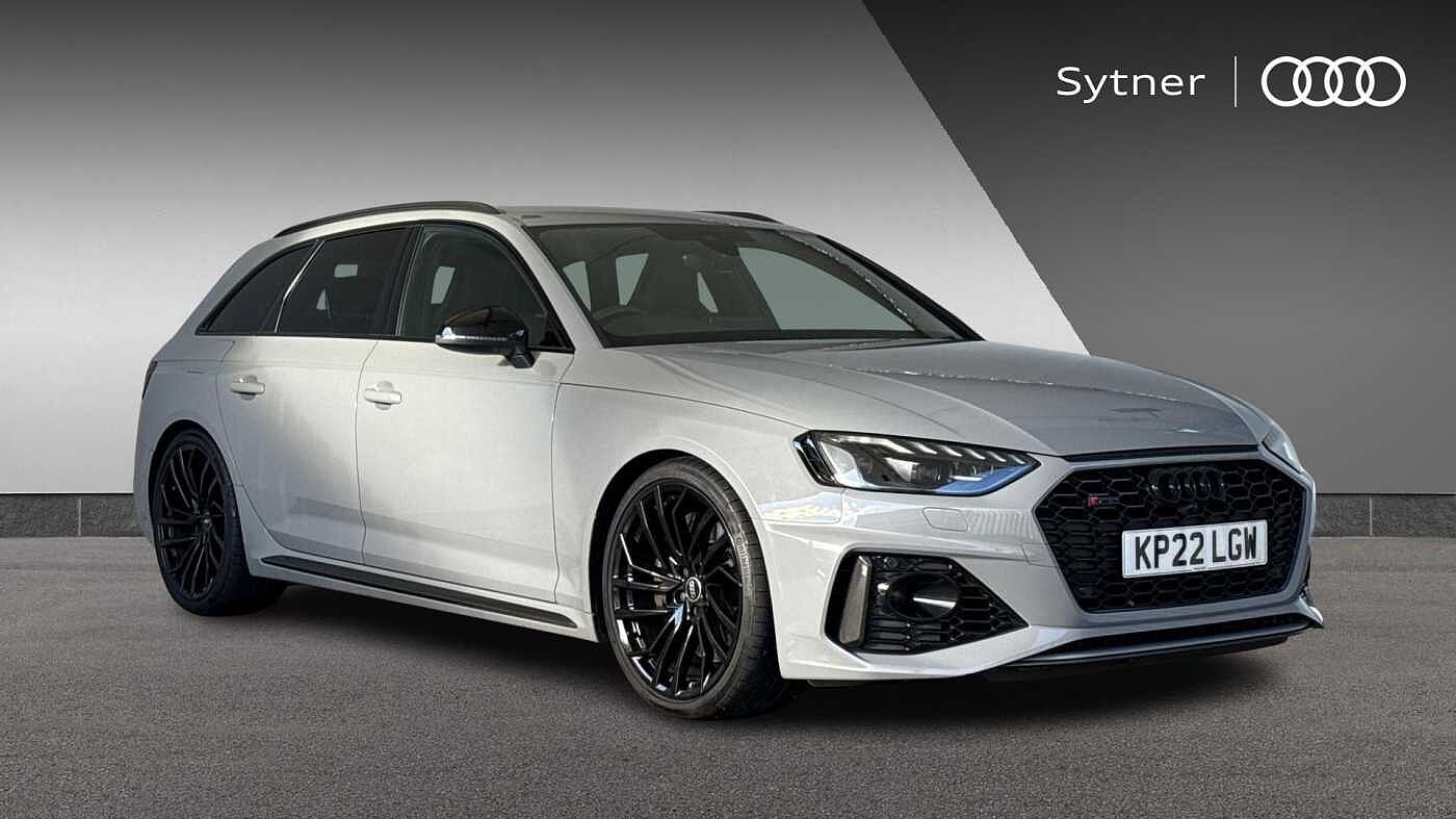 Main listing image - Audi RS4