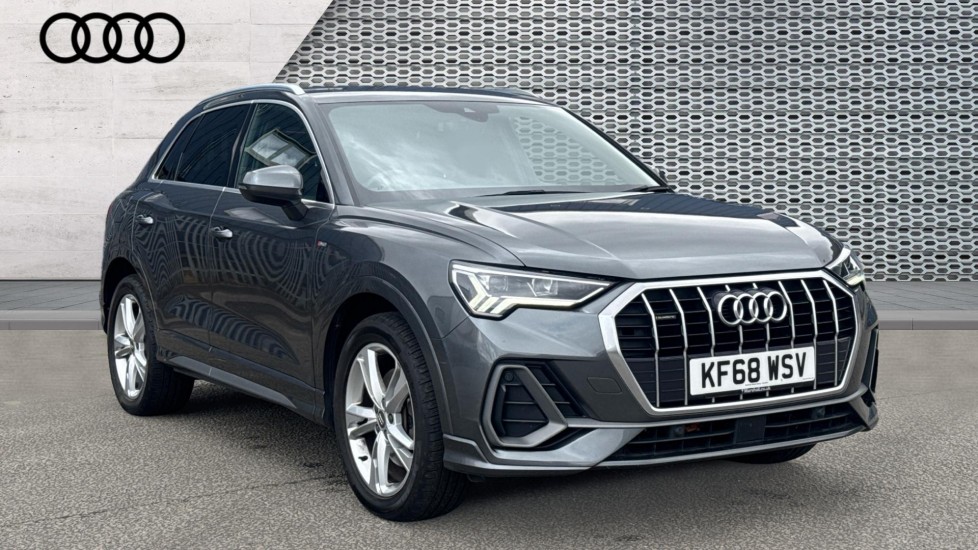 Main listing image - Audi Q3