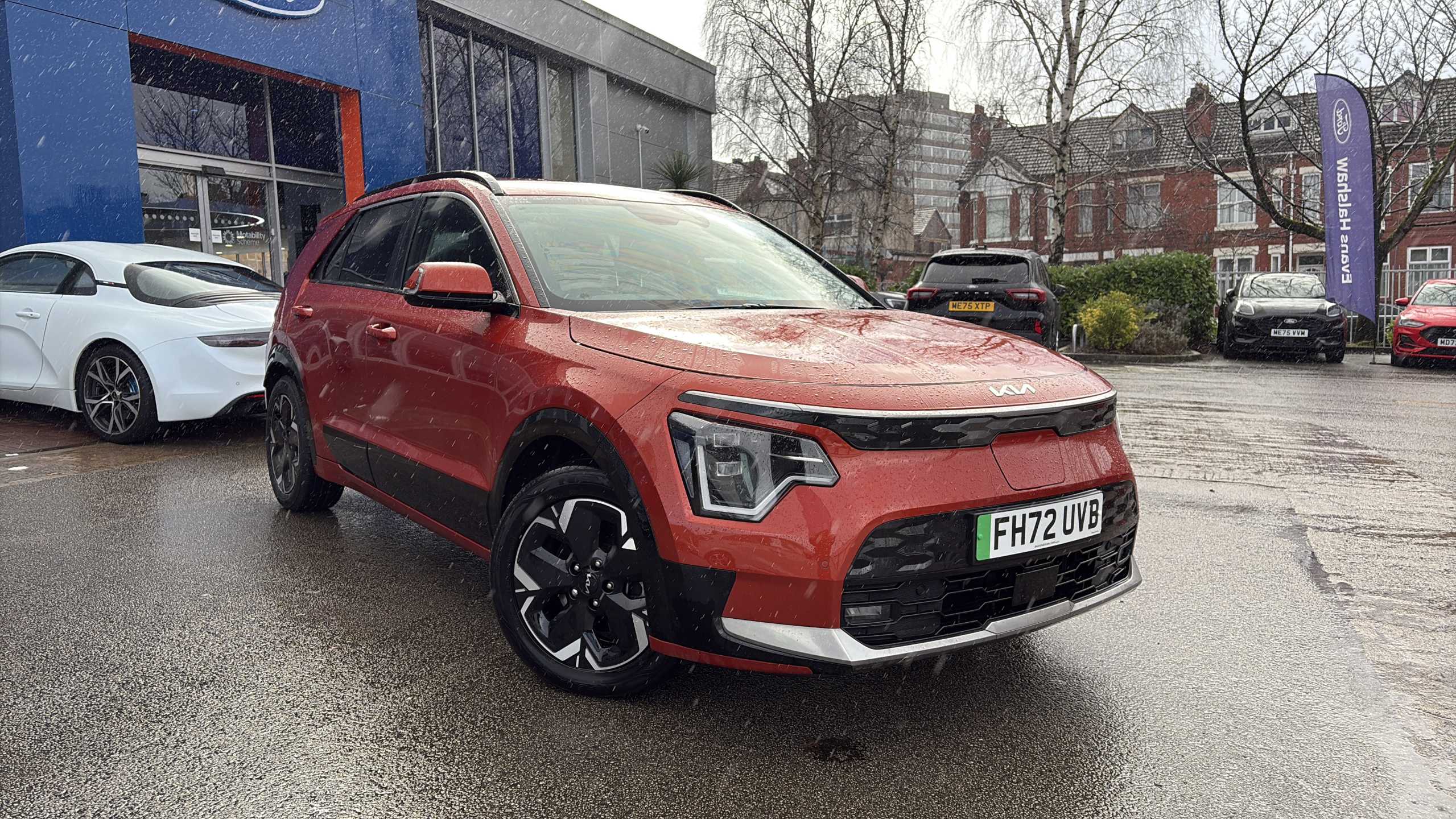 Main listing image - Kia Niro