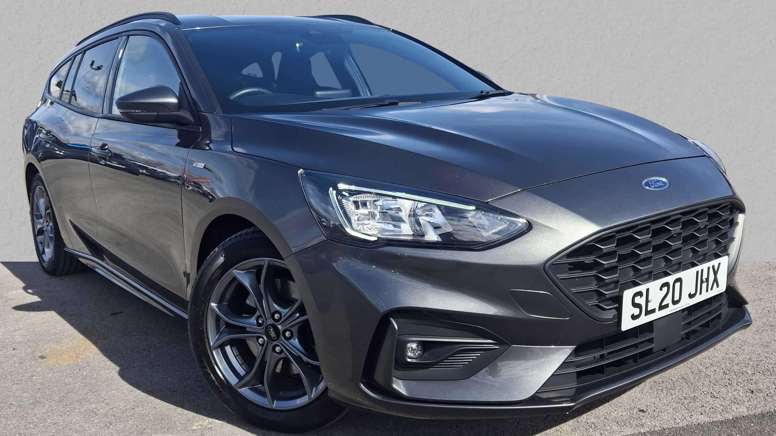 Main listing image - Ford Focus Estate