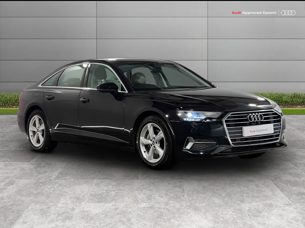 Main listing image - Audi A6