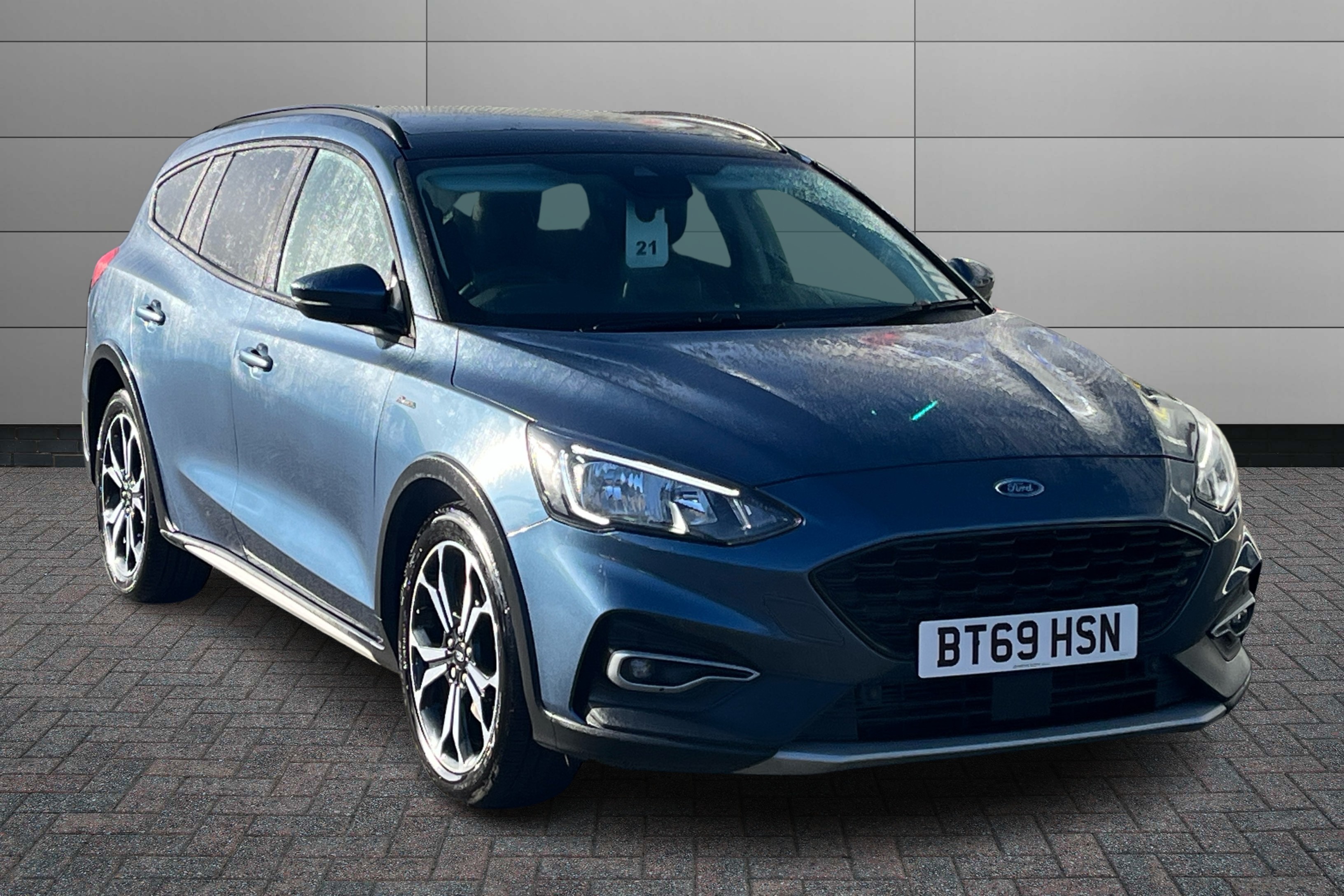 Main listing image - Ford Focus
