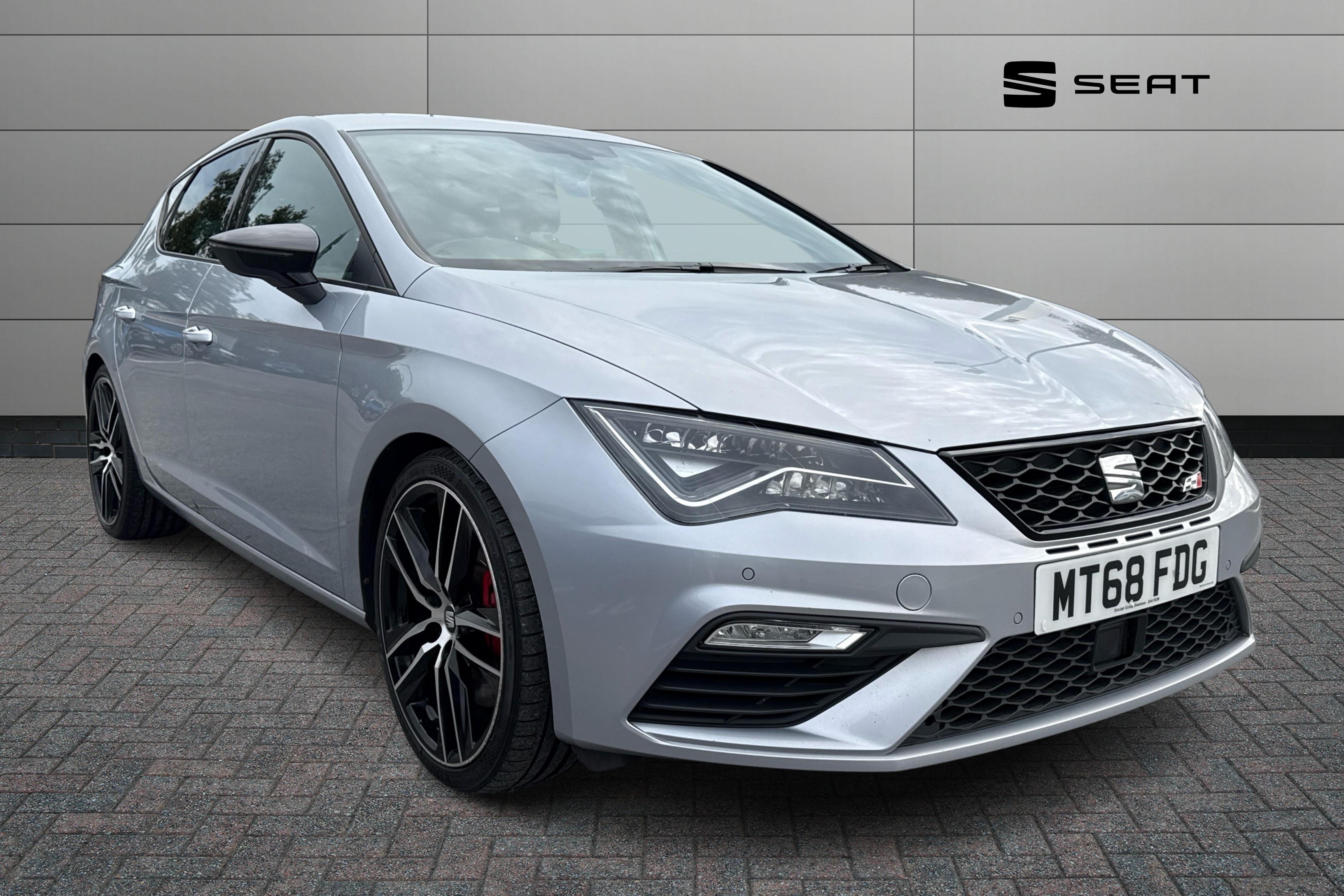 Main listing image - SEAT Leon