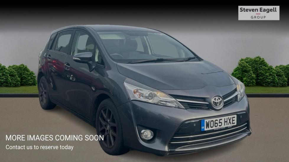 Main listing image - Toyota Verso