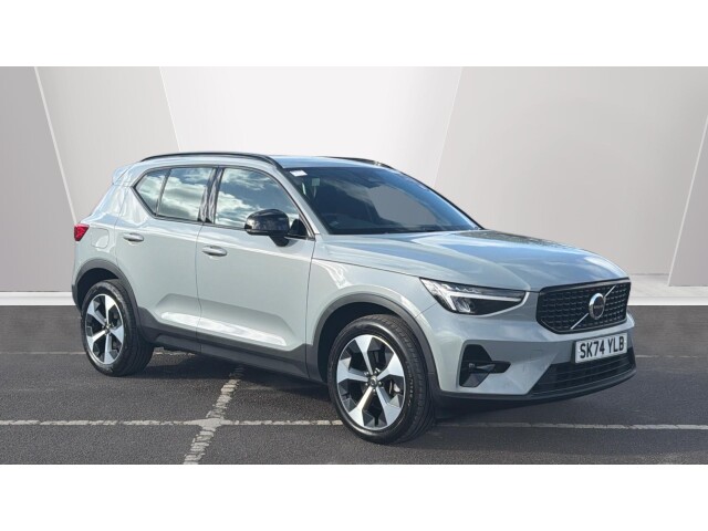 Main listing image - Volvo XC40
