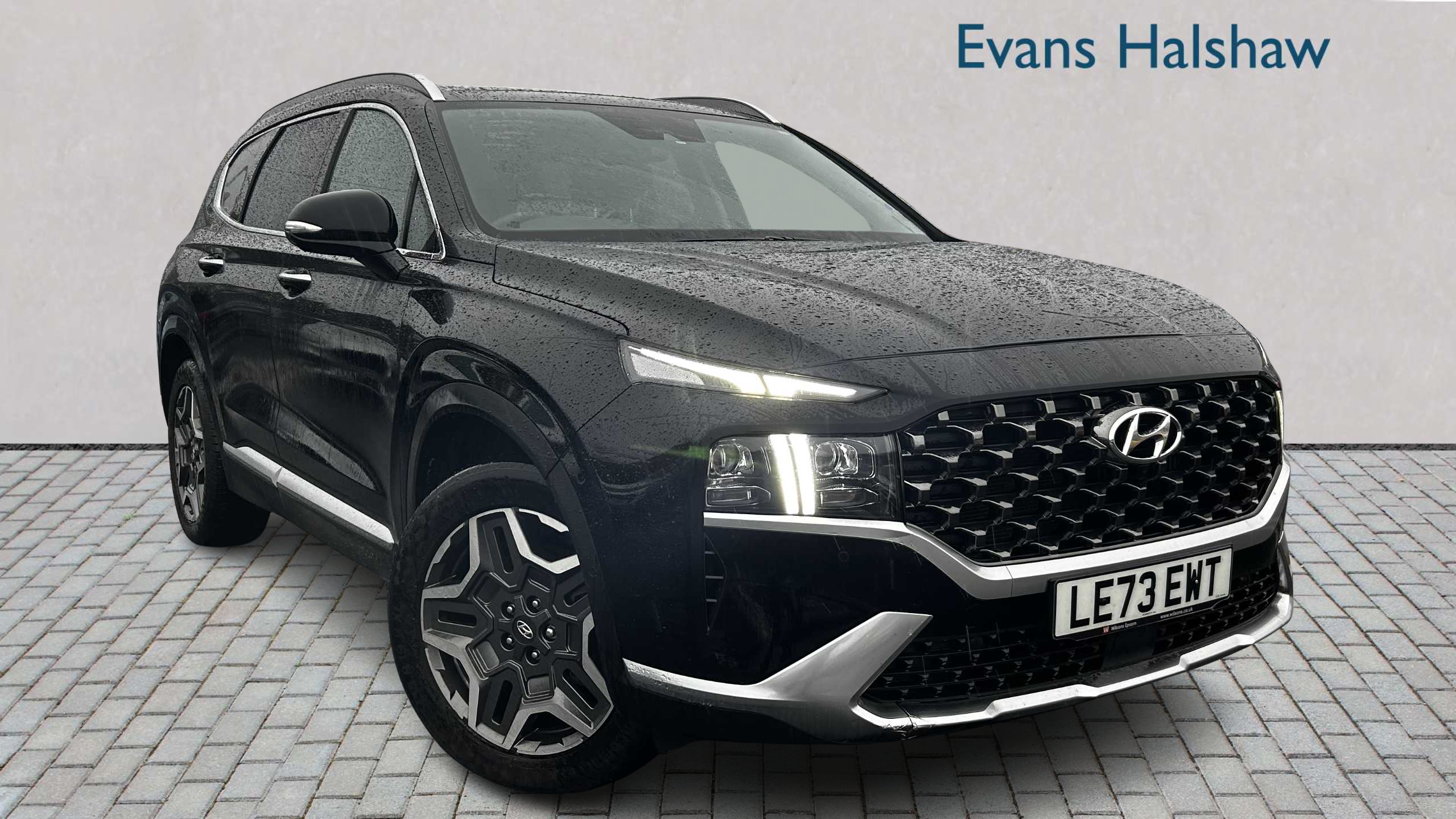 Main listing image - Hyundai Santa Fe