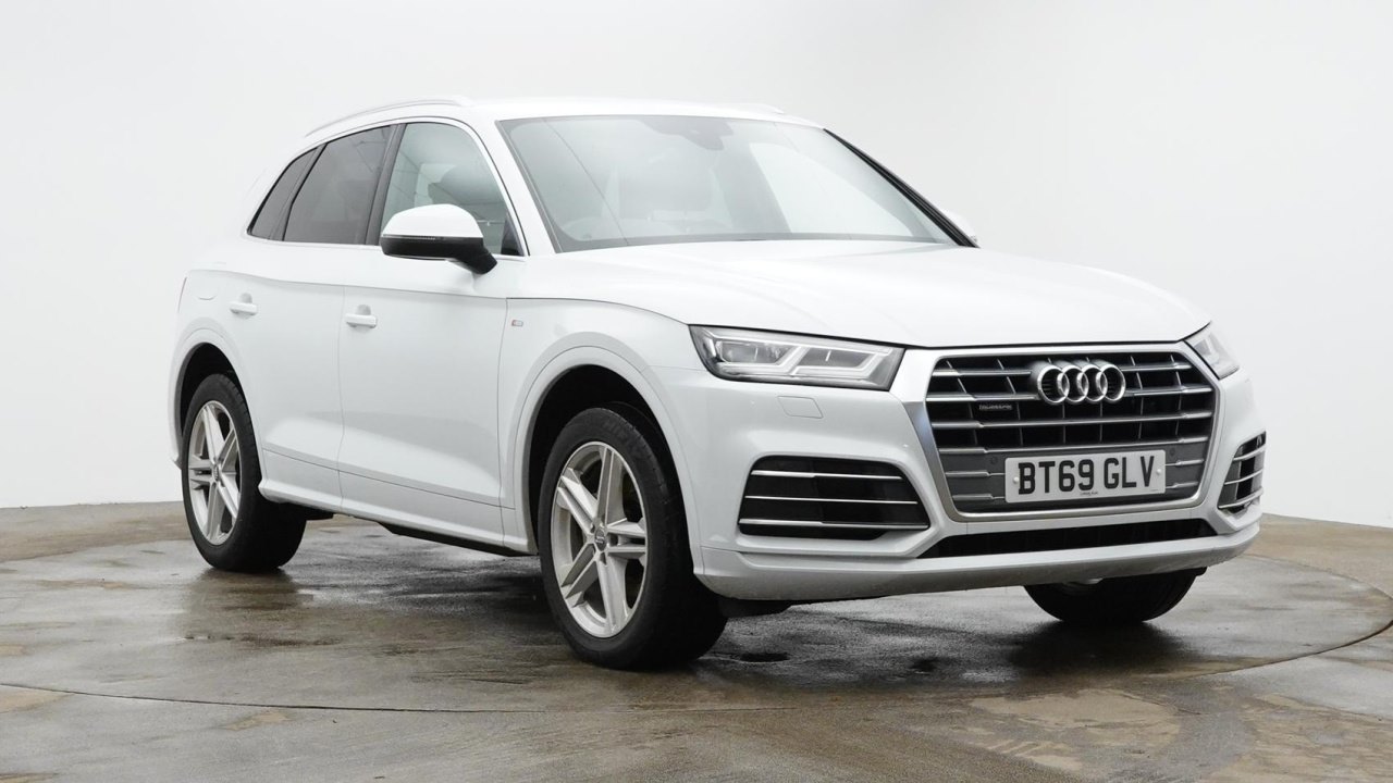 Main listing image - Audi Q5