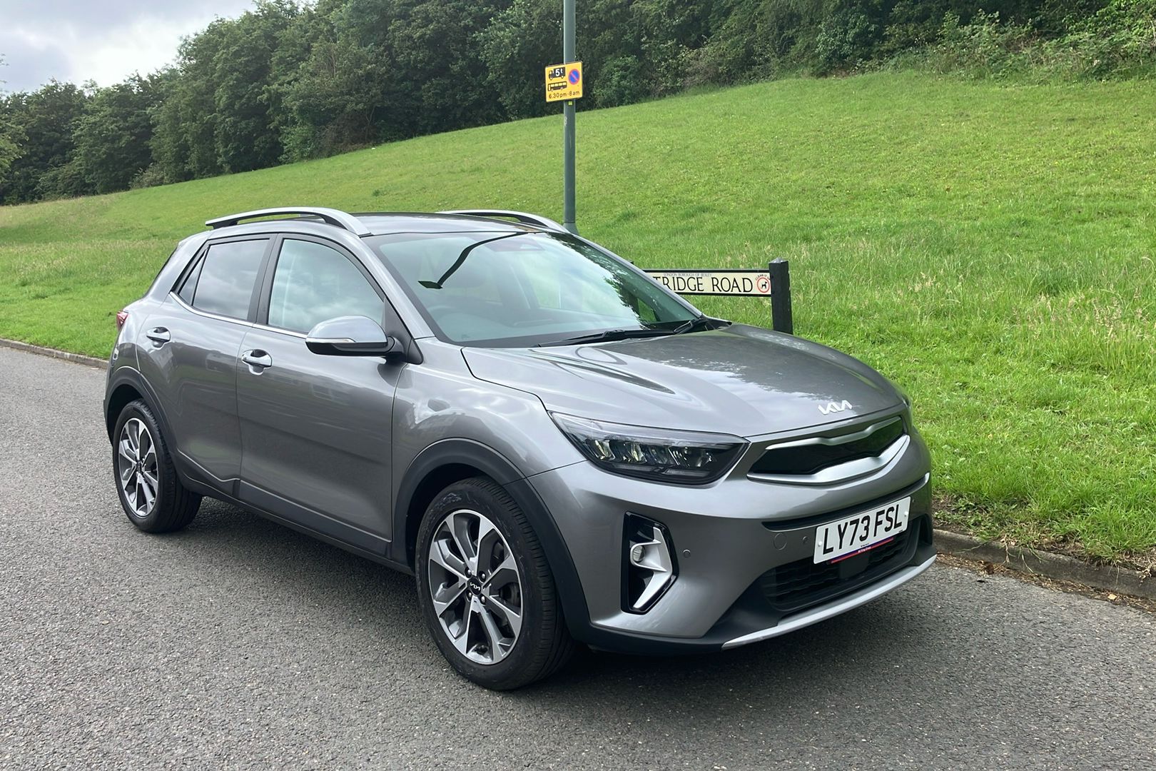 Main listing image - Kia Stonic