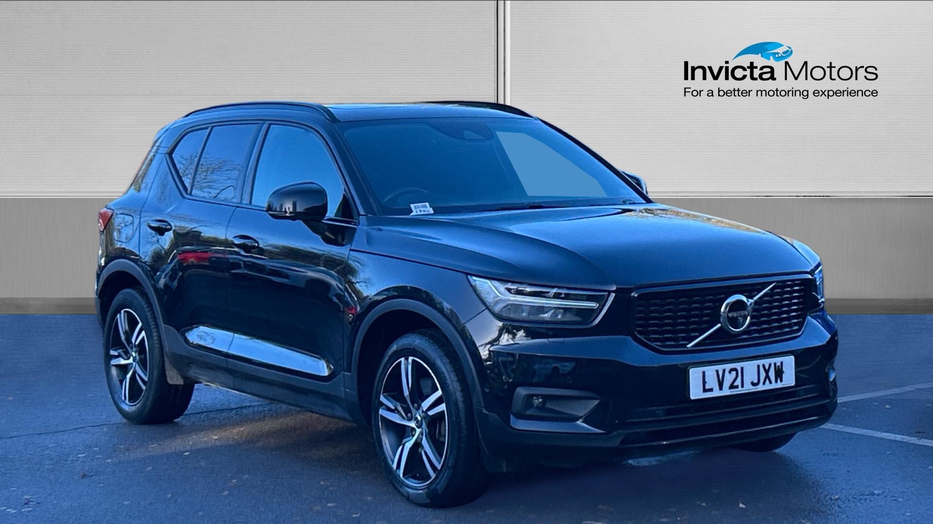 Main listing image - Volvo XC40