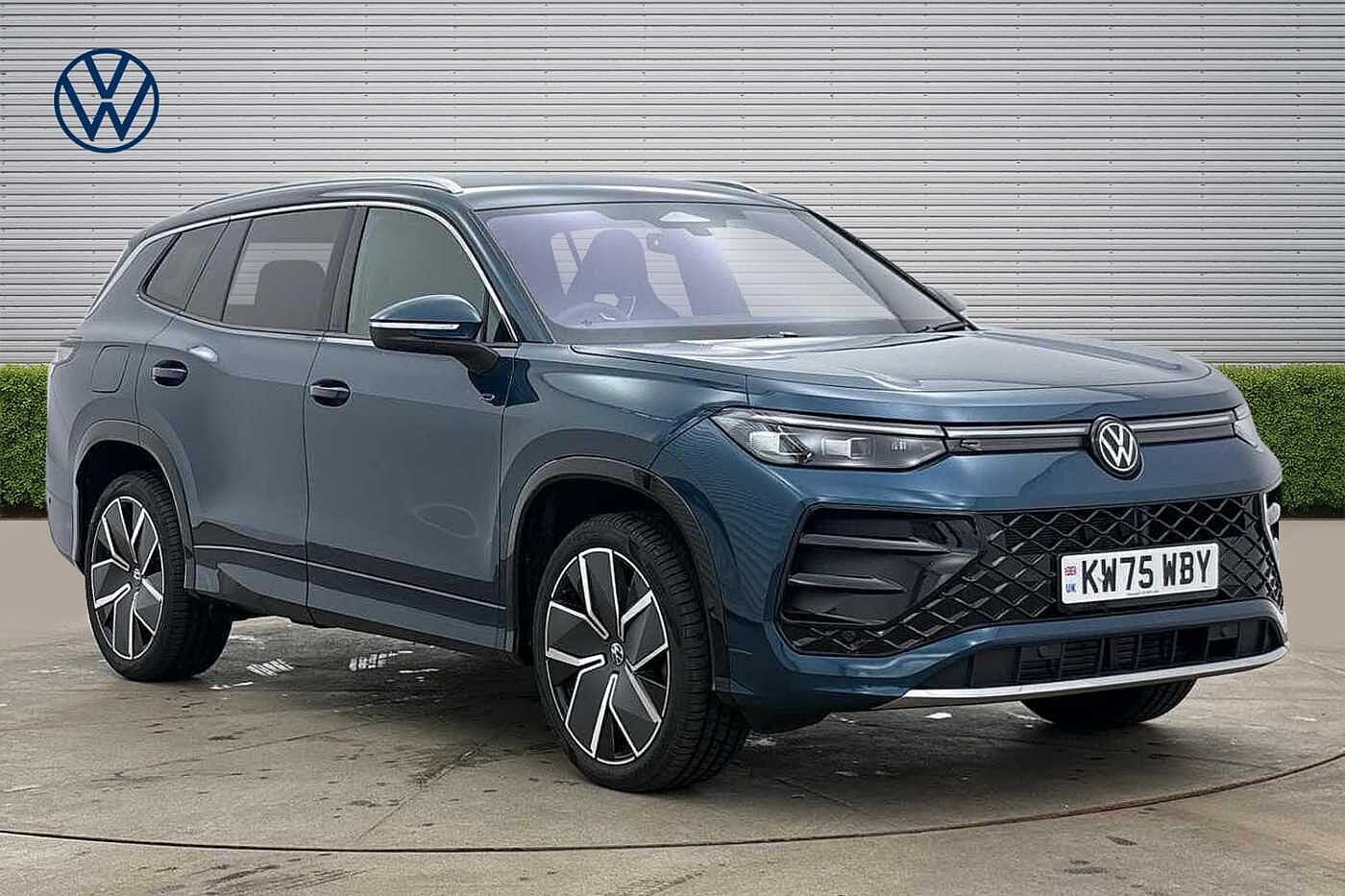 Main listing image - Volkswagen Tayron