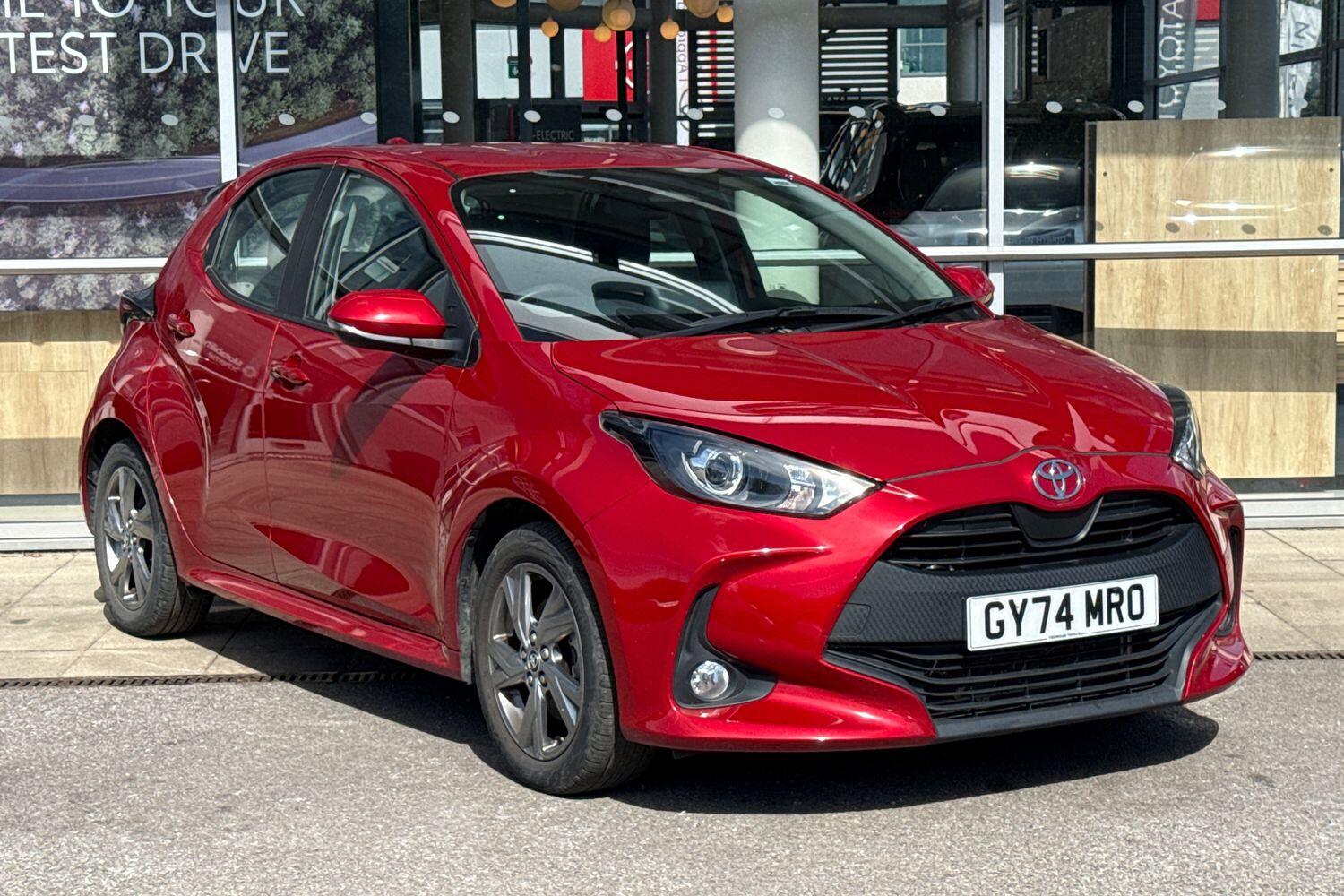 Main listing image - Toyota Yaris