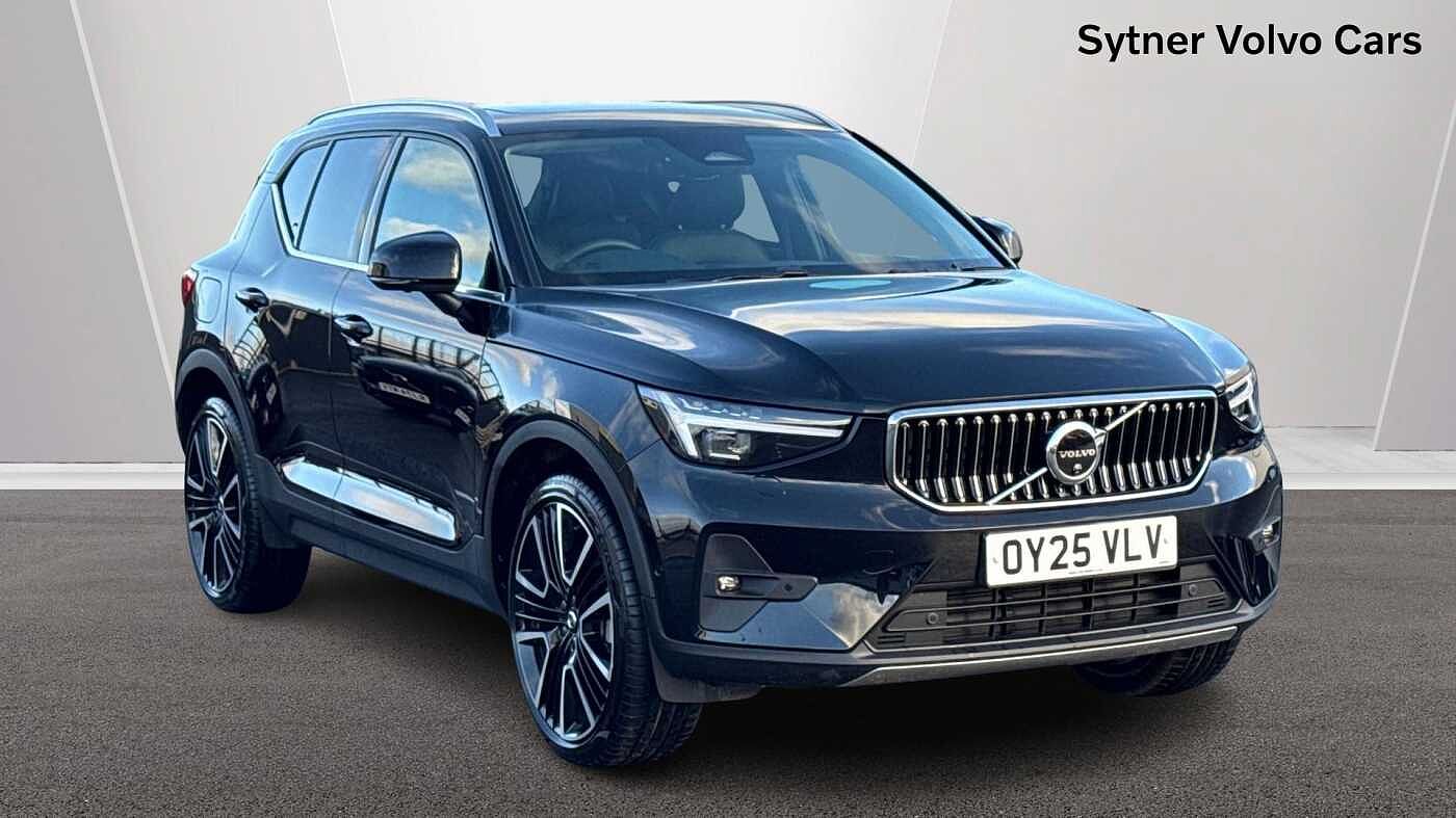 Main listing image - Volvo XC40