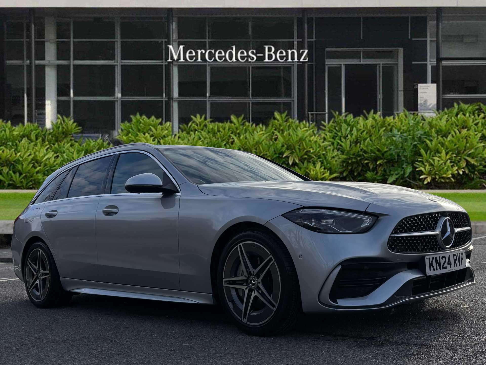 Main listing image - Mercedes-Benz C-Class Estate